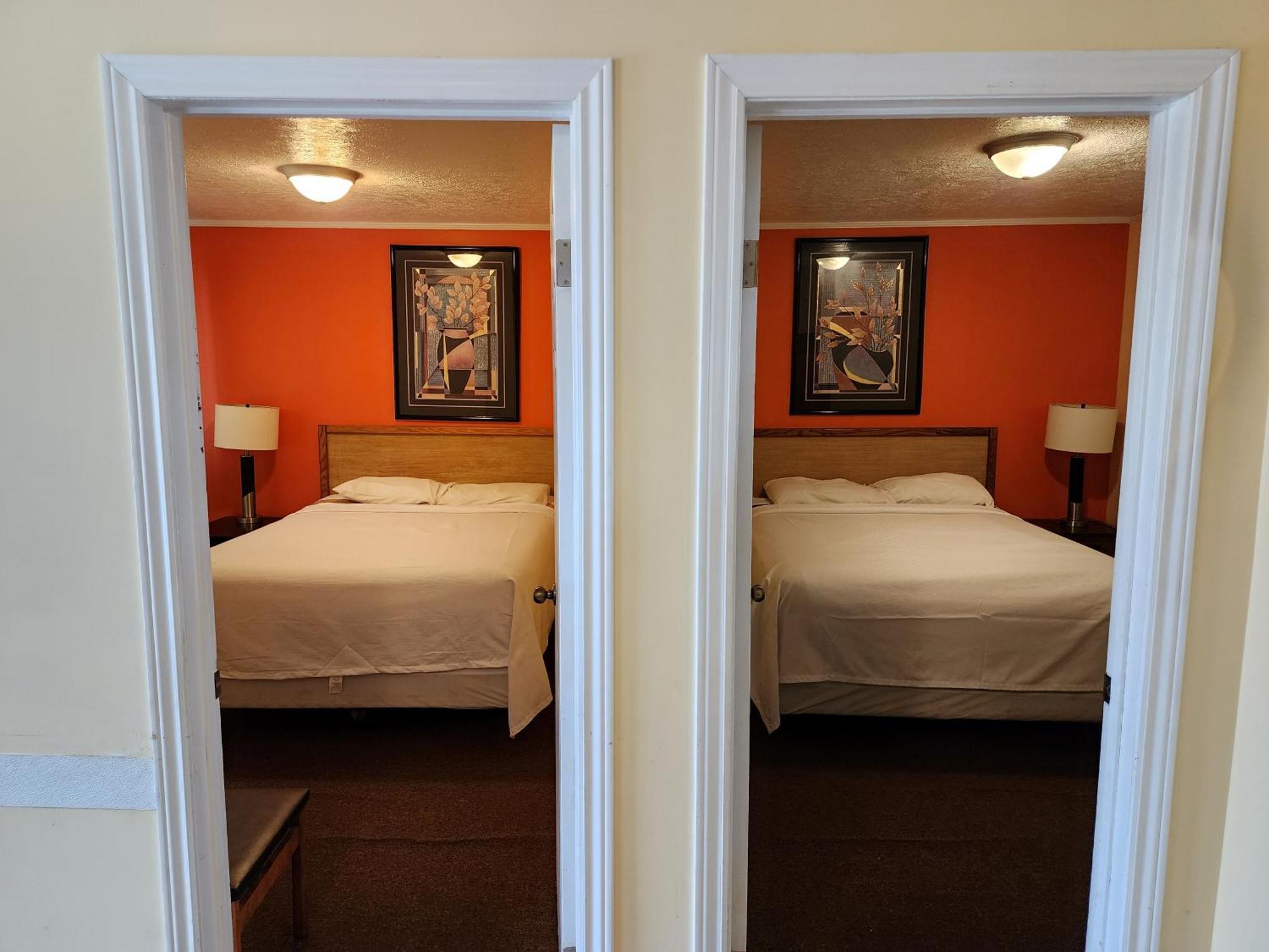 Sunparlor Motel Лемингтон Екстериор снимка