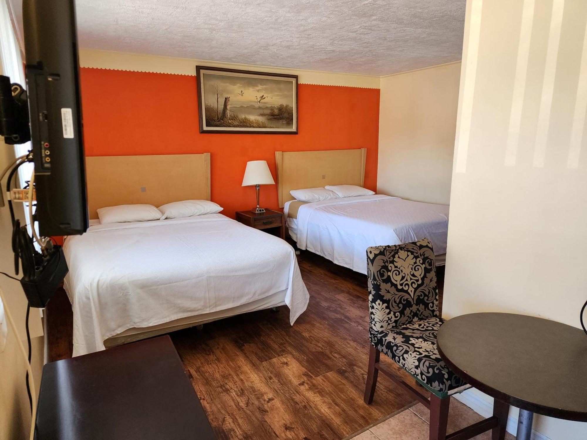 Sunparlor Motel Лемингтон Екстериор снимка